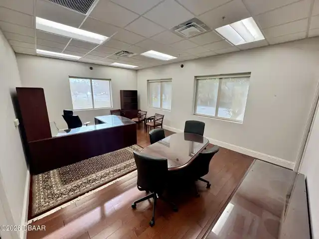 Listing Photo 7