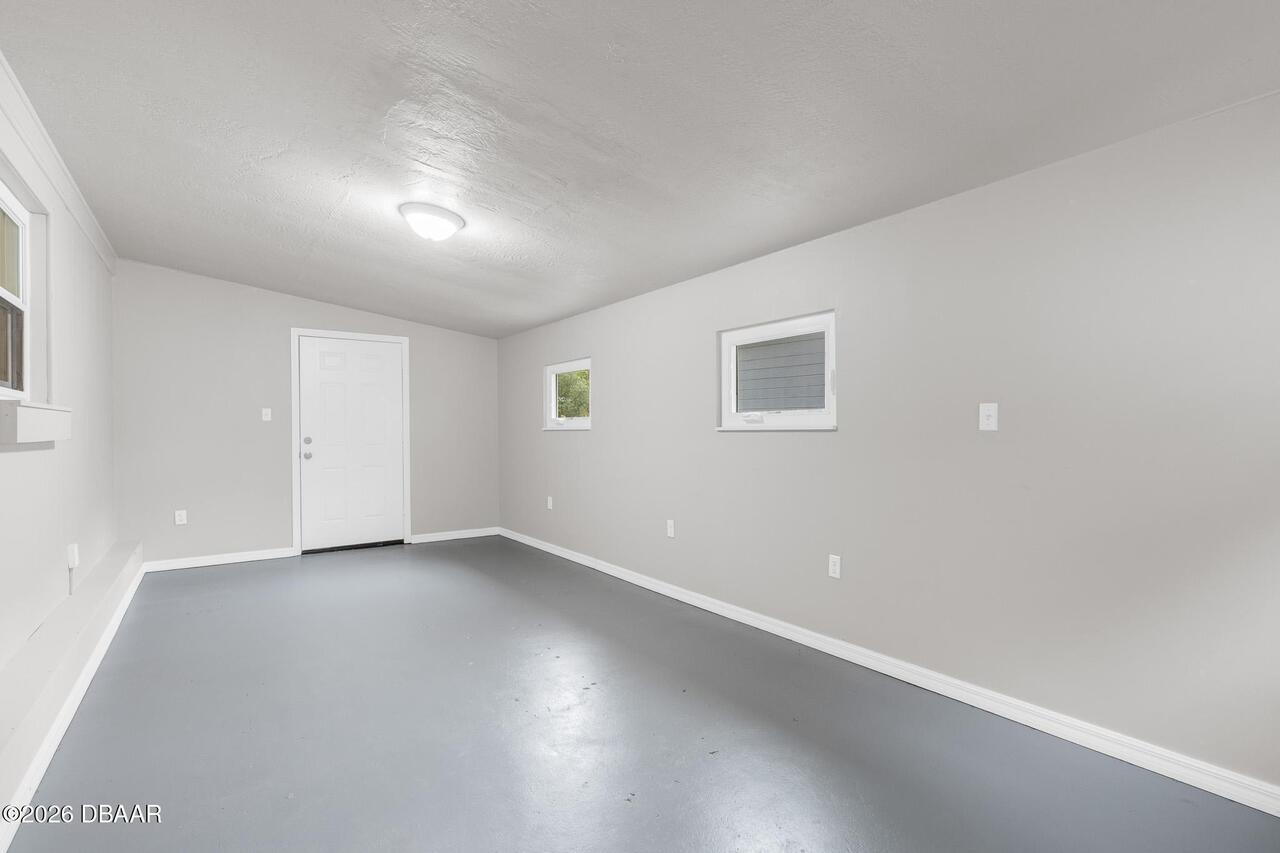 Listing Photo 15