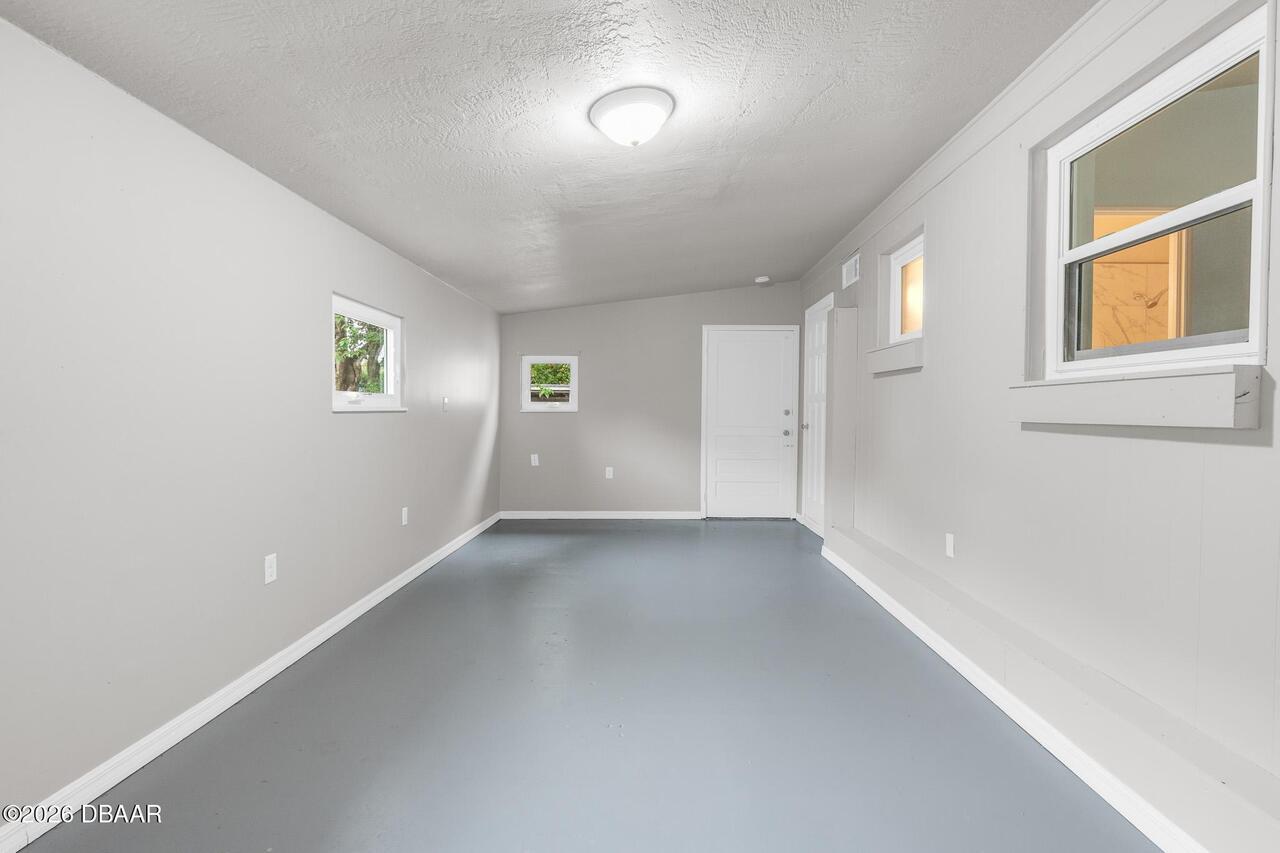 Listing Photo 16