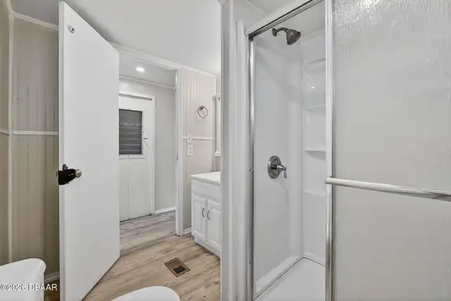 Listing Photo 18