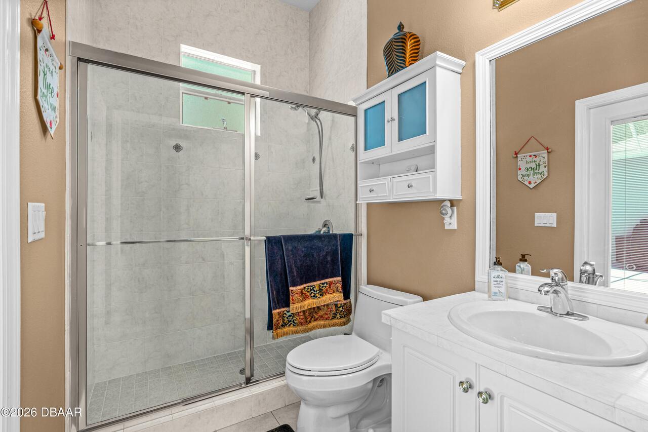 Listing Photo 11