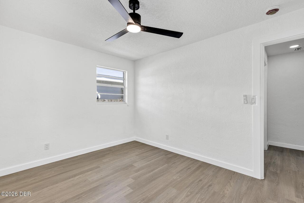 Listing Photo 28