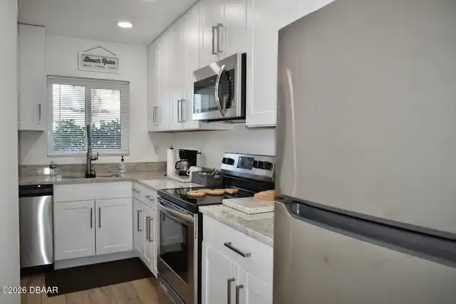 Listing Photo 7