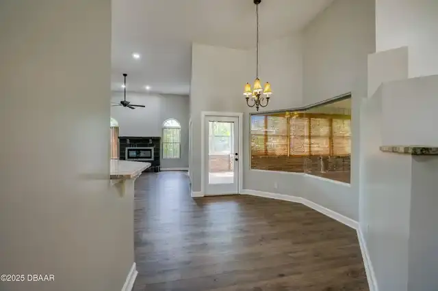 Listing Photo 16