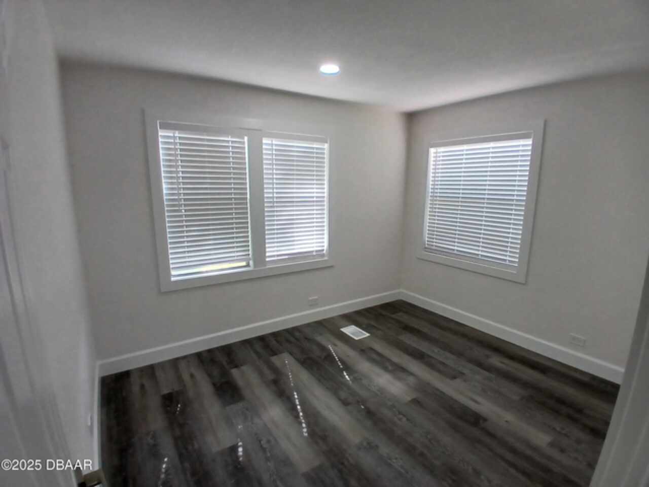 Listing Photo 24