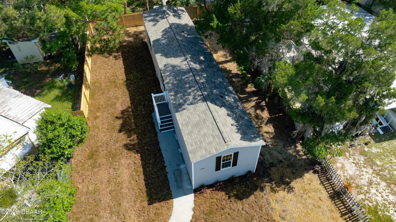 Listing Photo 11