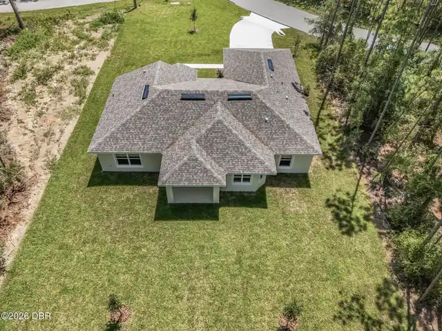 Listing Photo 7