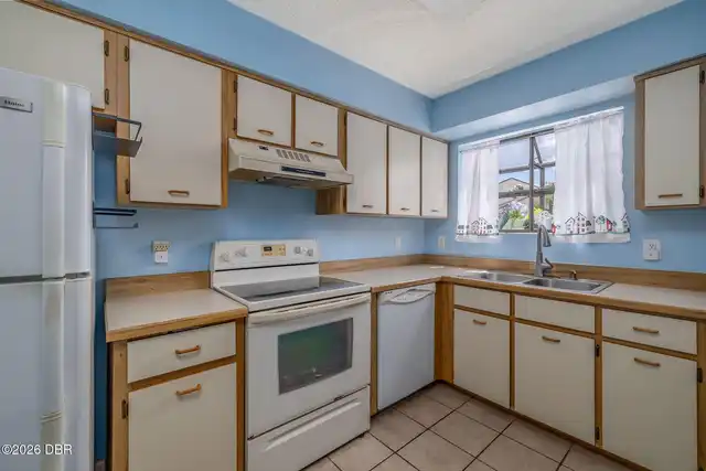 Listing Photo 15