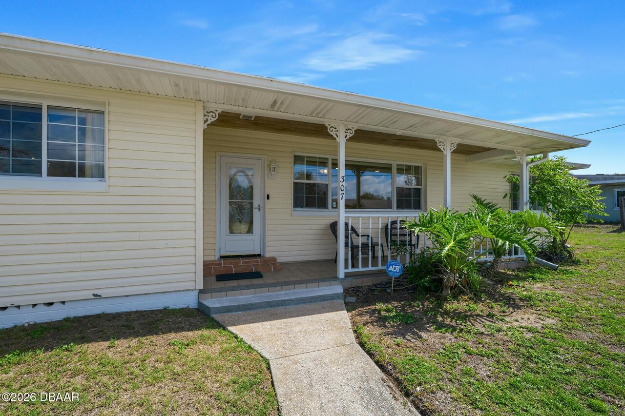 Listing Photo 11