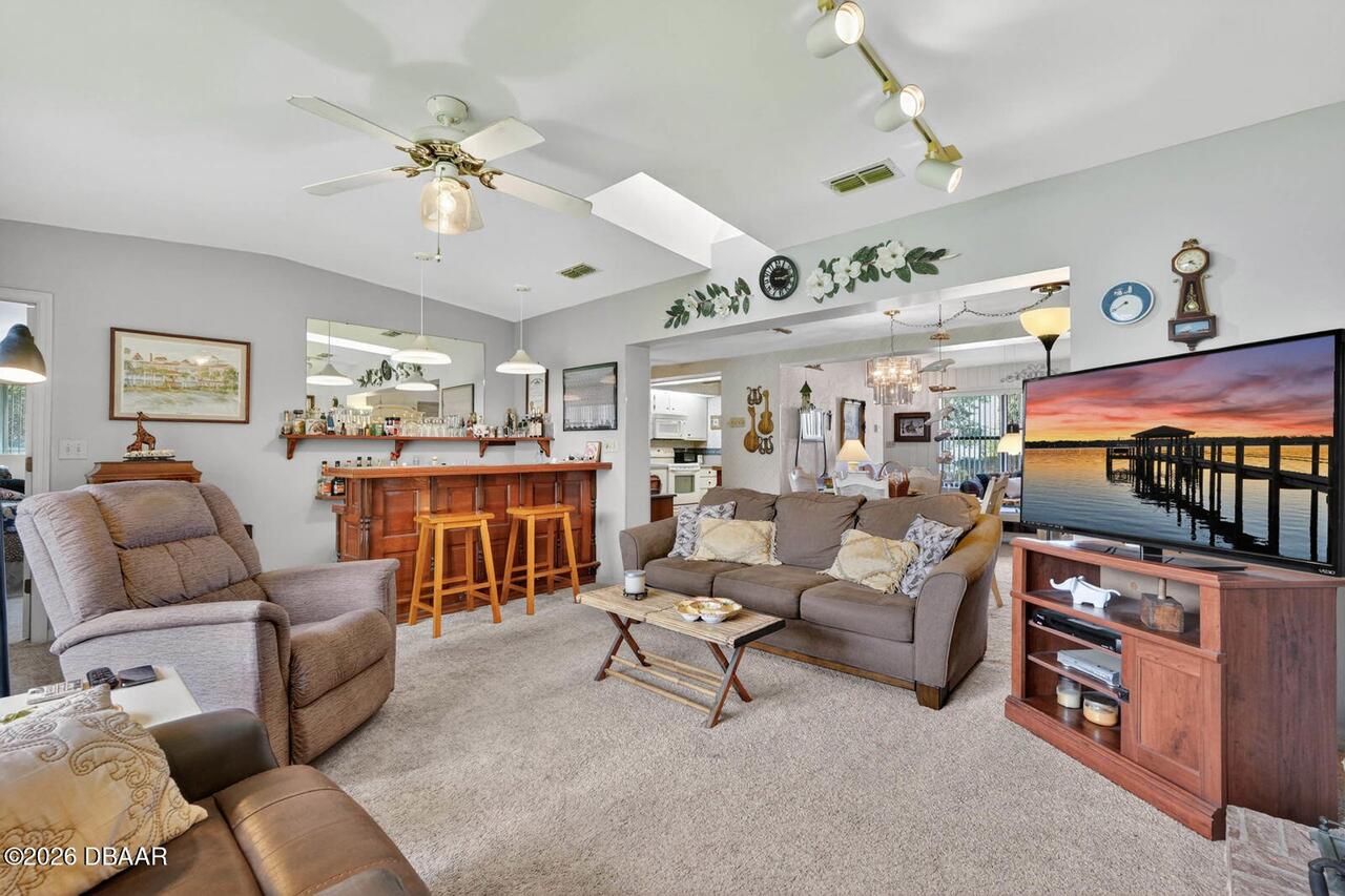 Listing Photo 15