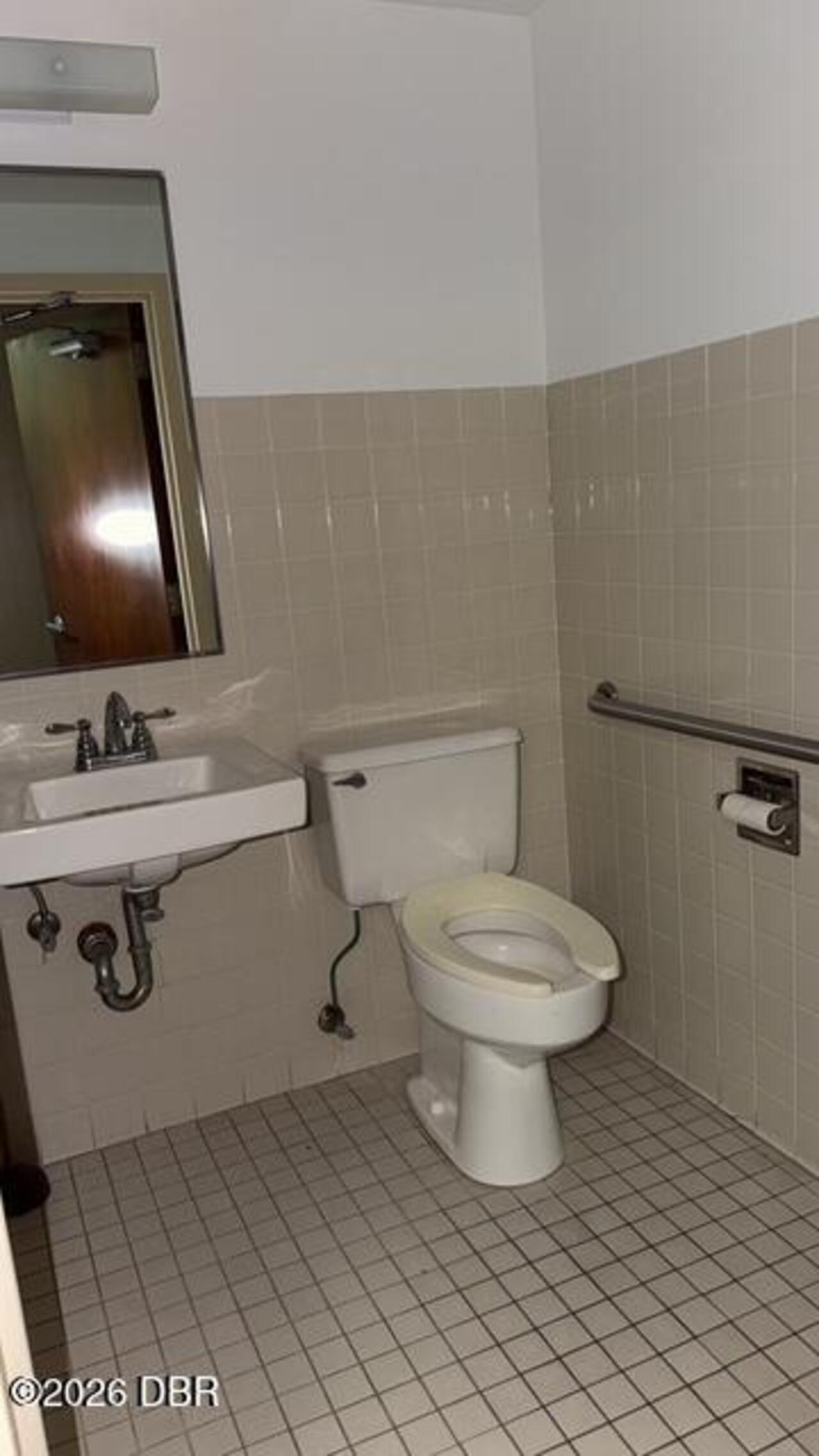 Listing Photo 14