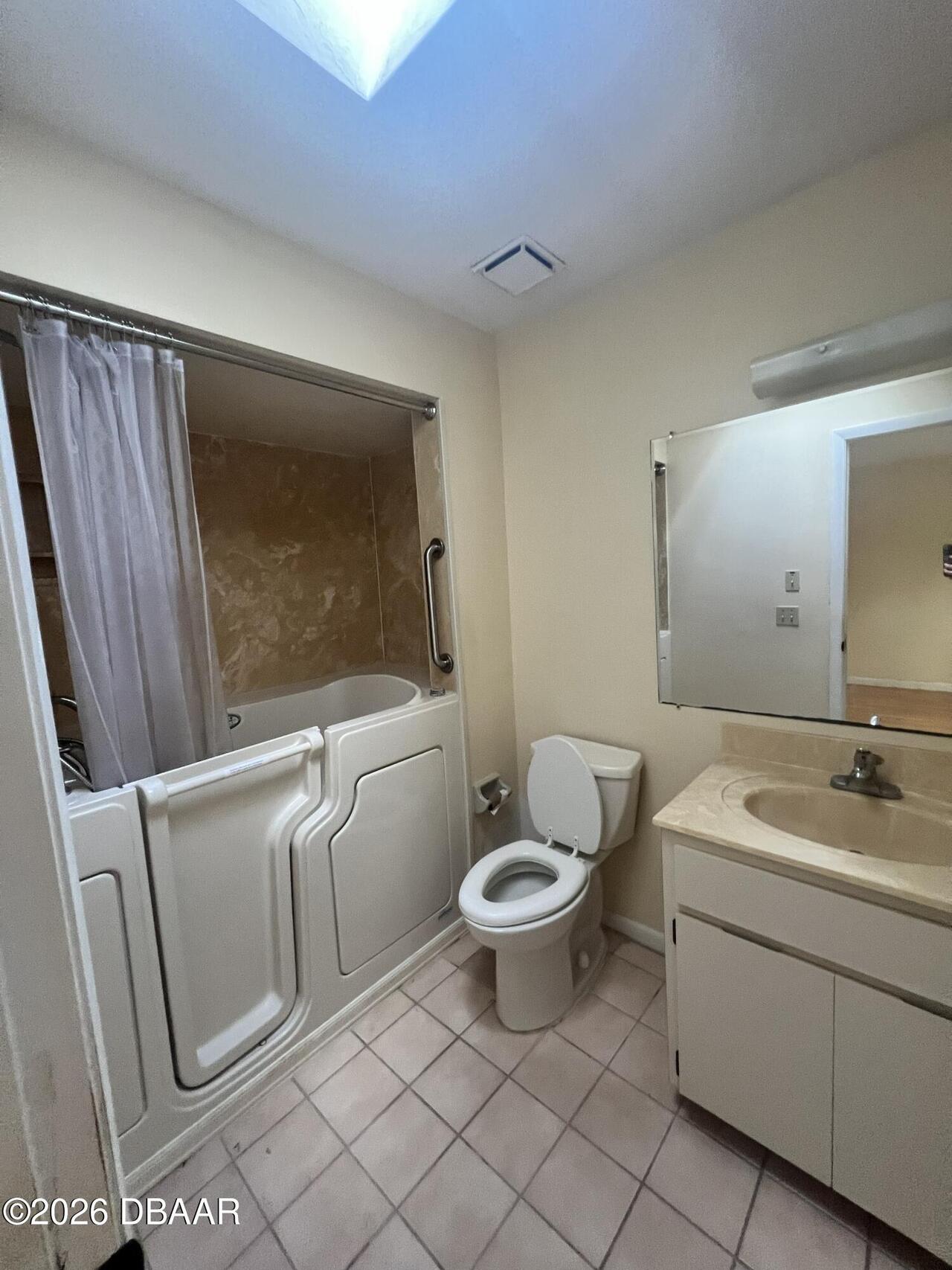 Listing Photo 7