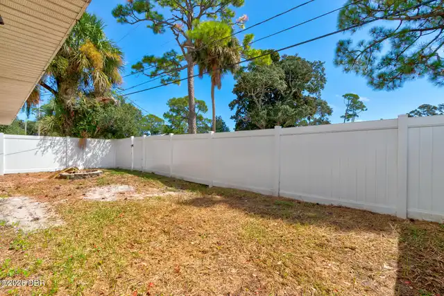 Listing Photo 19