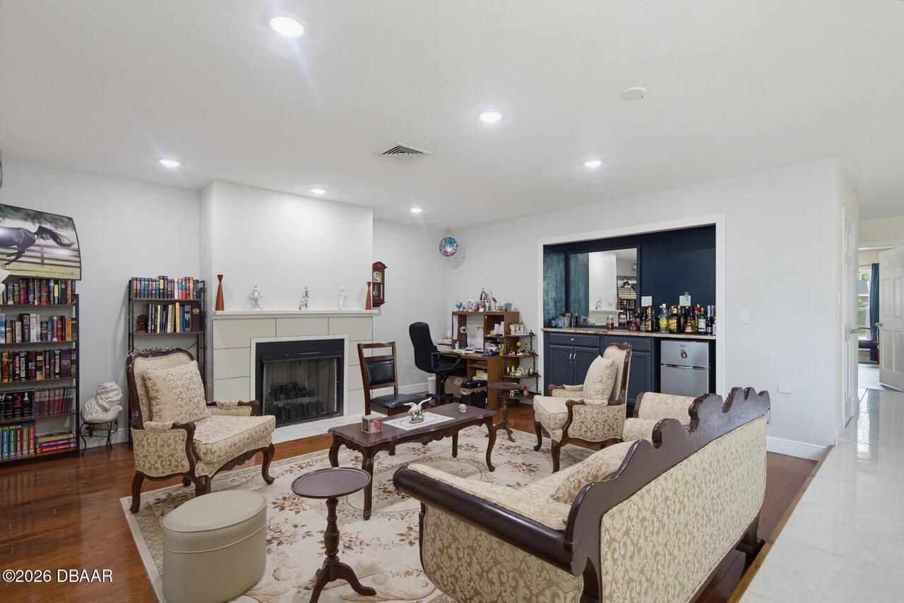 Listing Photo 32