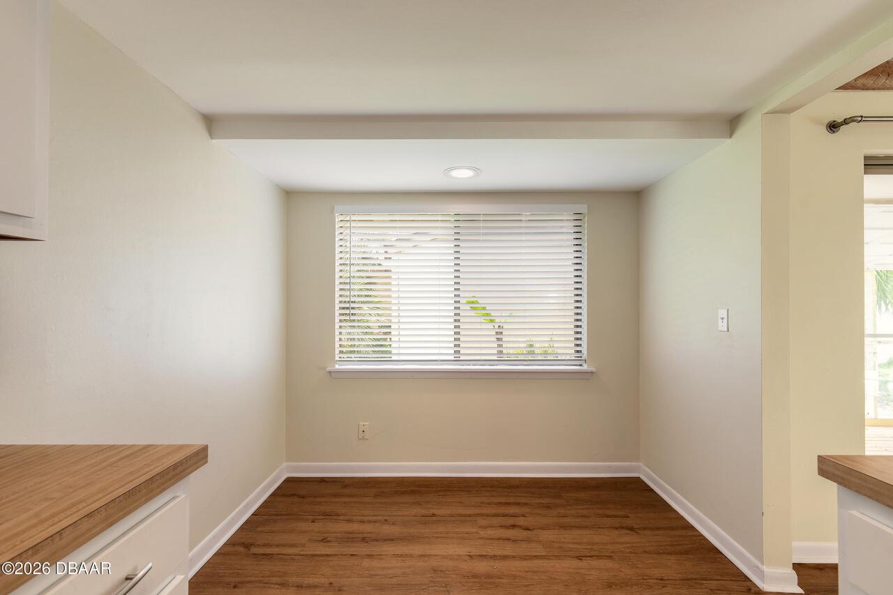 Listing Photo 14