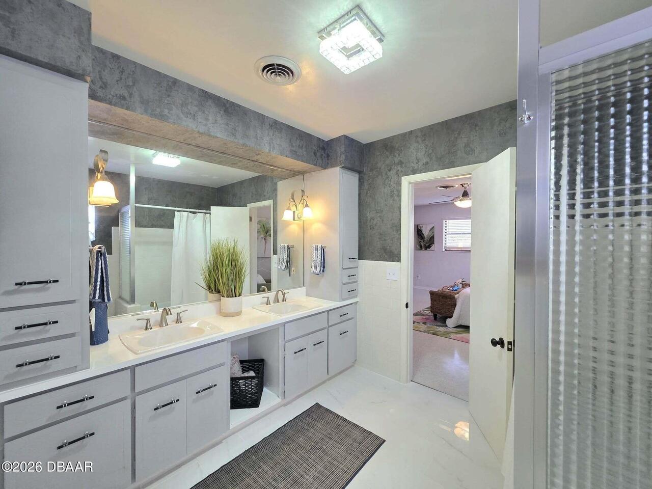 Listing Photo 32