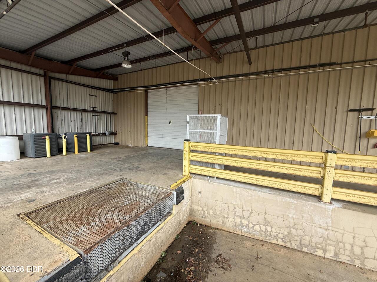 Listing Photo 14