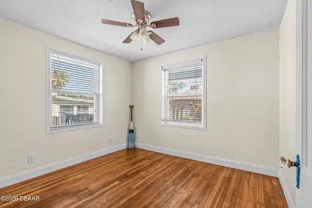 Listing Photo 16