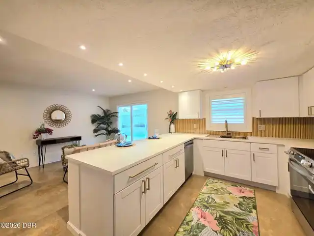 Listing Photo 14