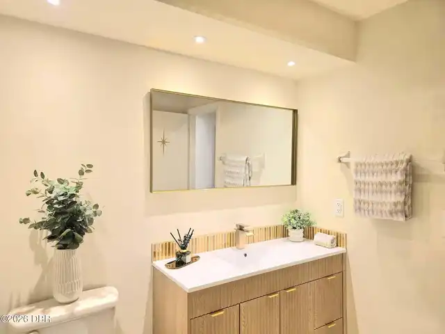 Listing Photo 25