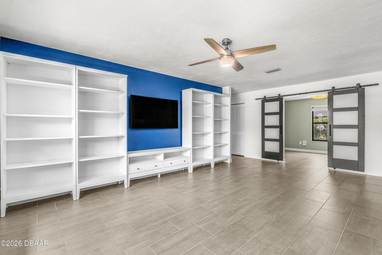 Listing Photo 14