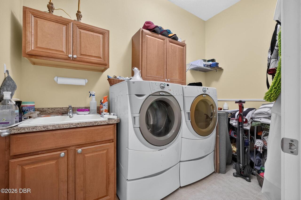 Listing Photo 12