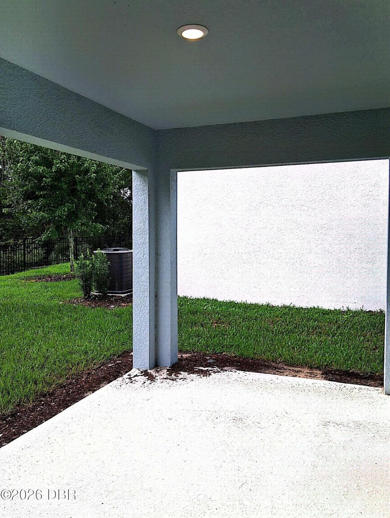 Listing Photo 11