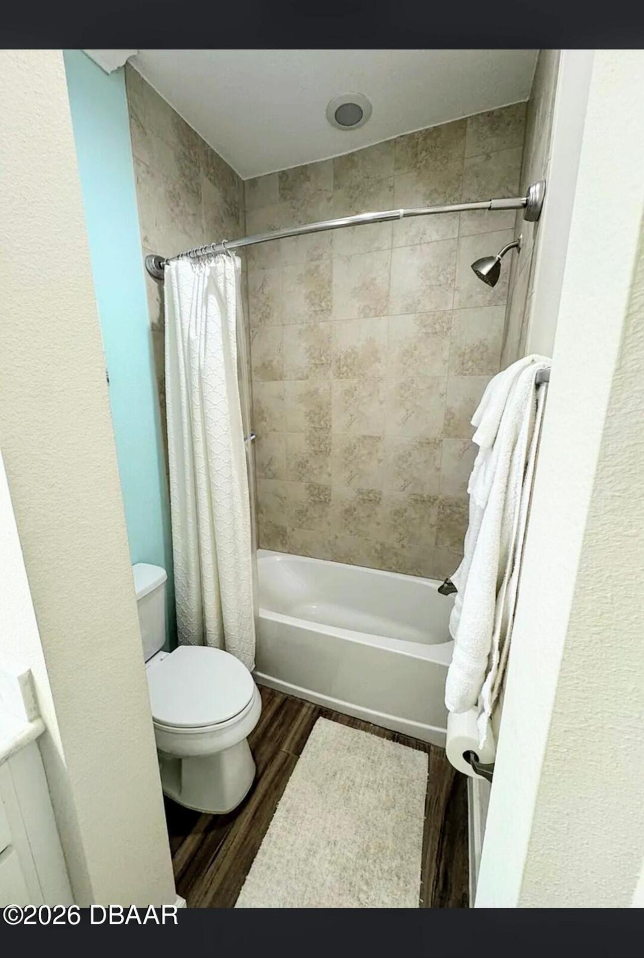 Listing Photo 11