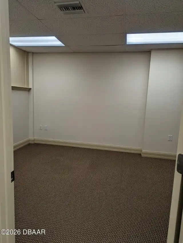 Listing Photo 16