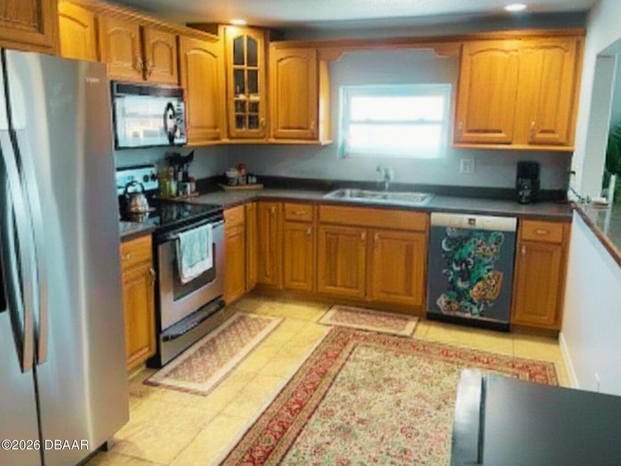 Listing Photo 8