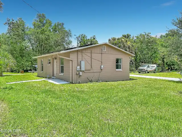 Listing Photo 8