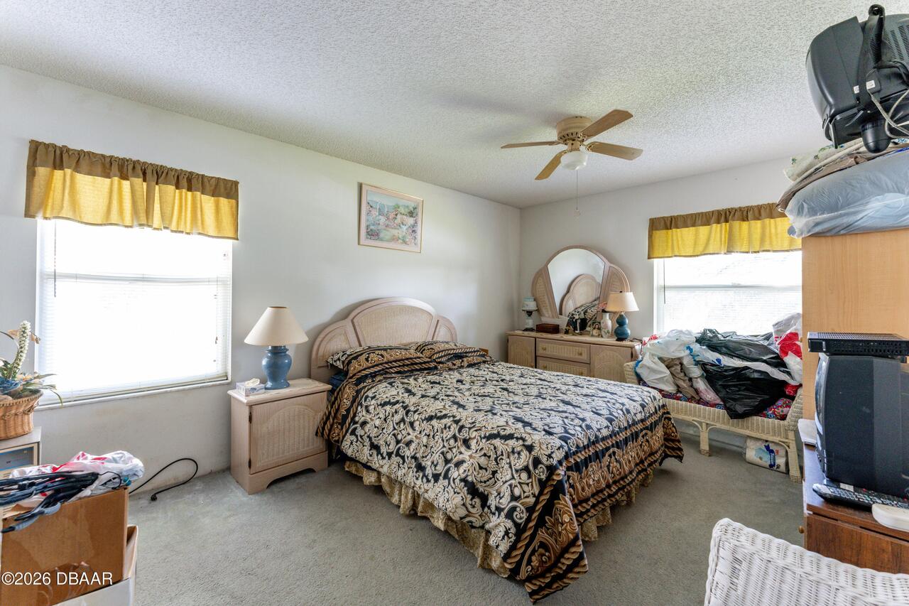 Listing Photo 12