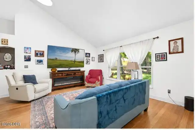 Listing Photo 15