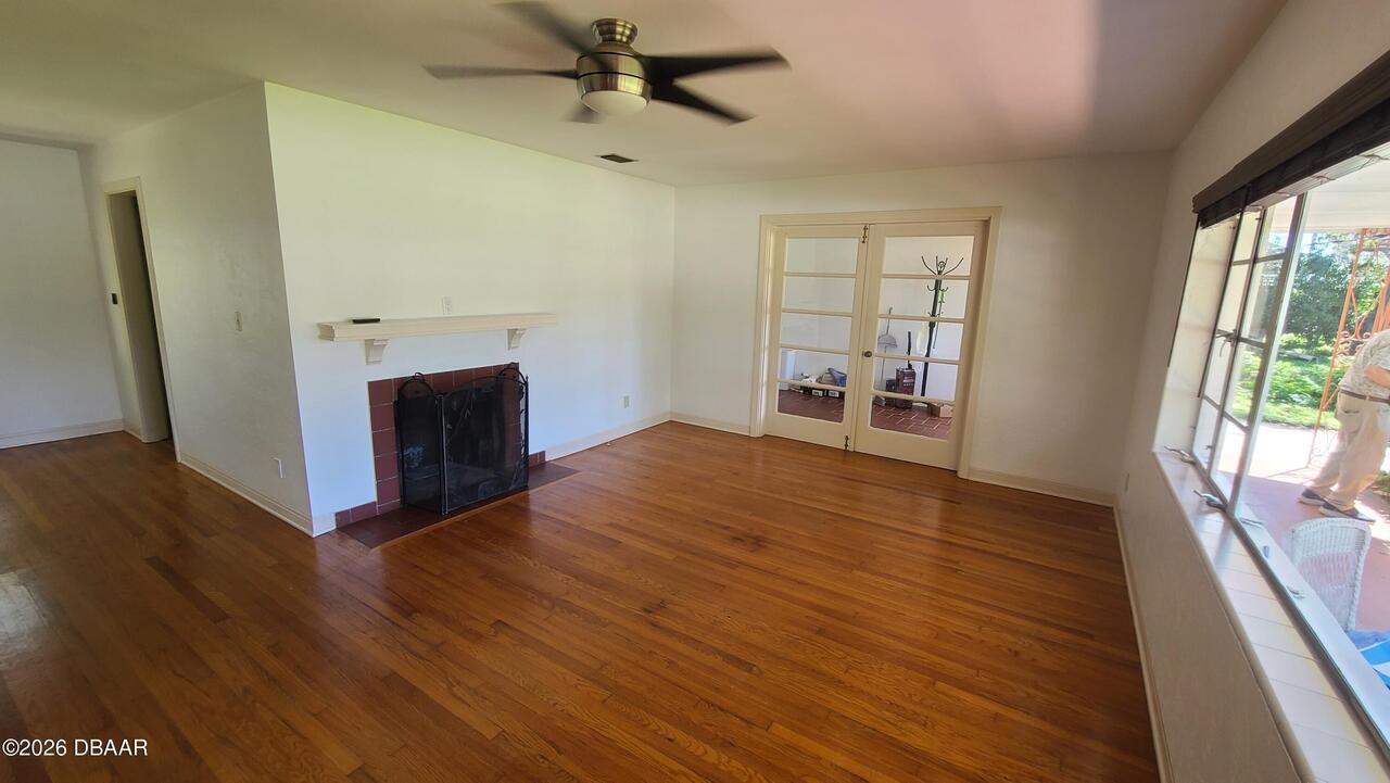 Listing Photo 14