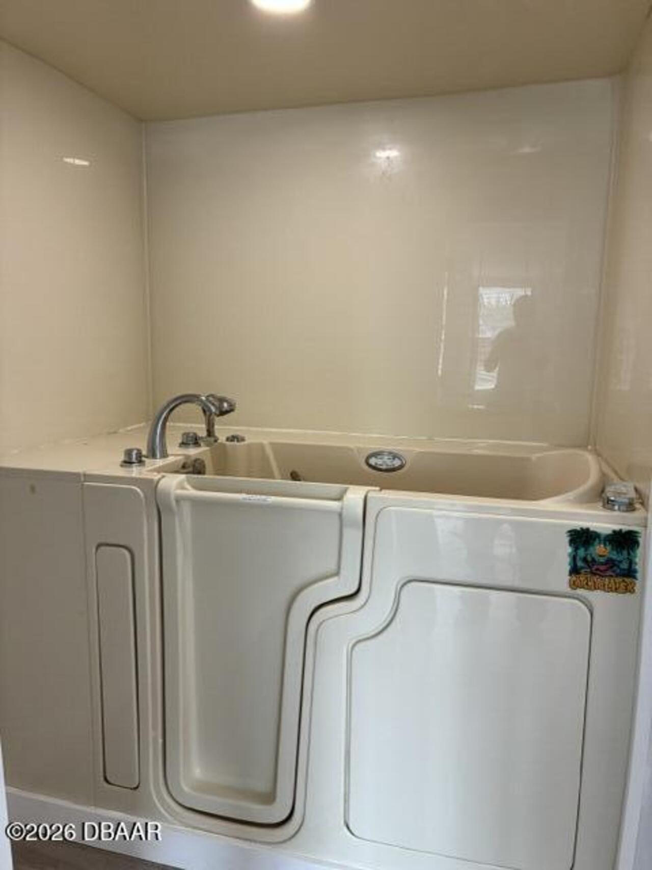 Listing Photo 22