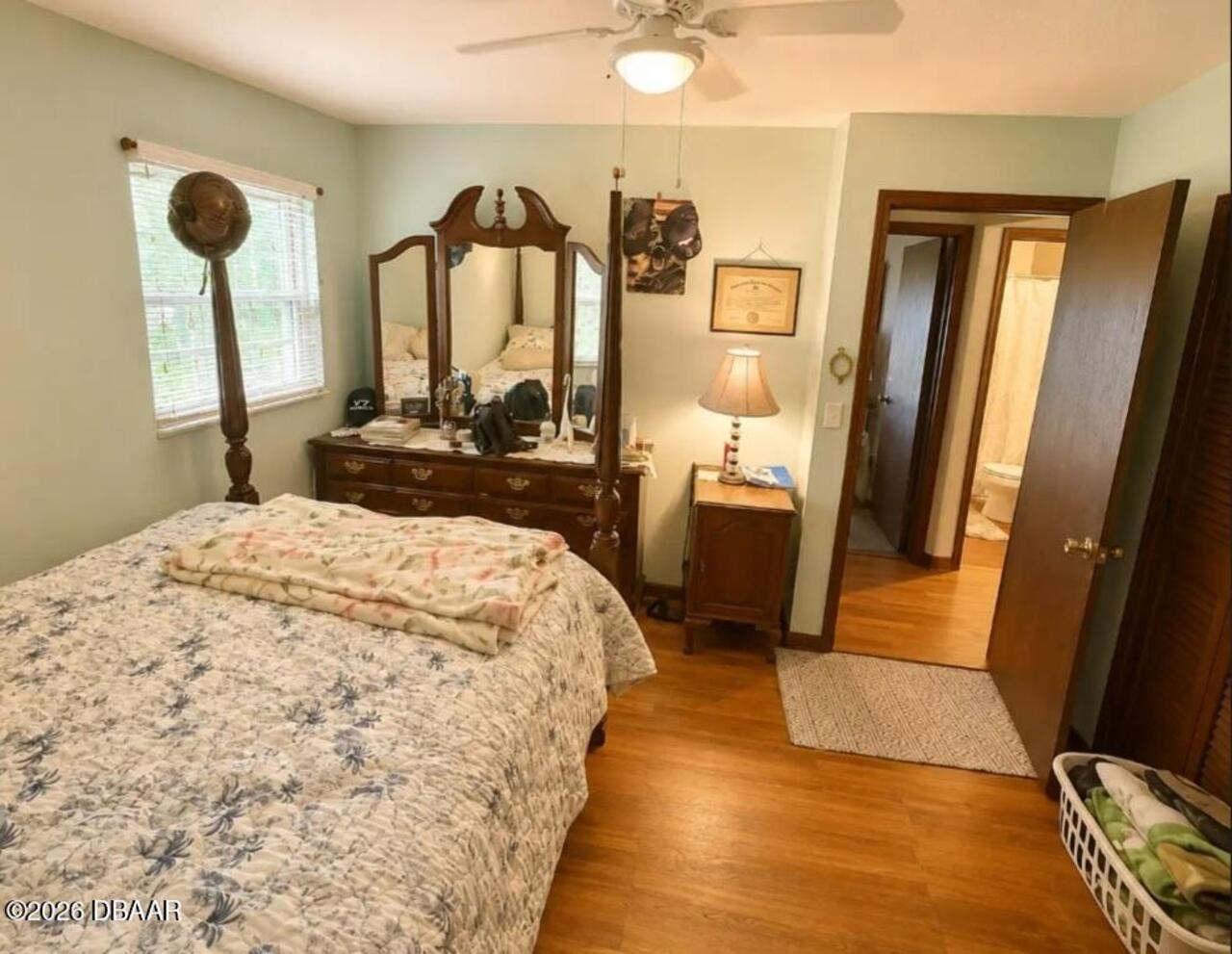 Listing Photo 10