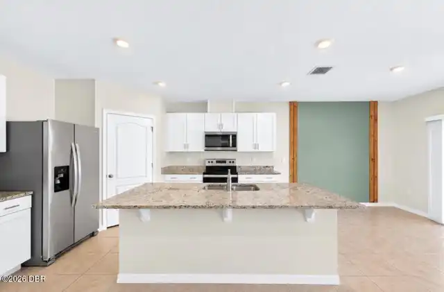 Listing Photo 9