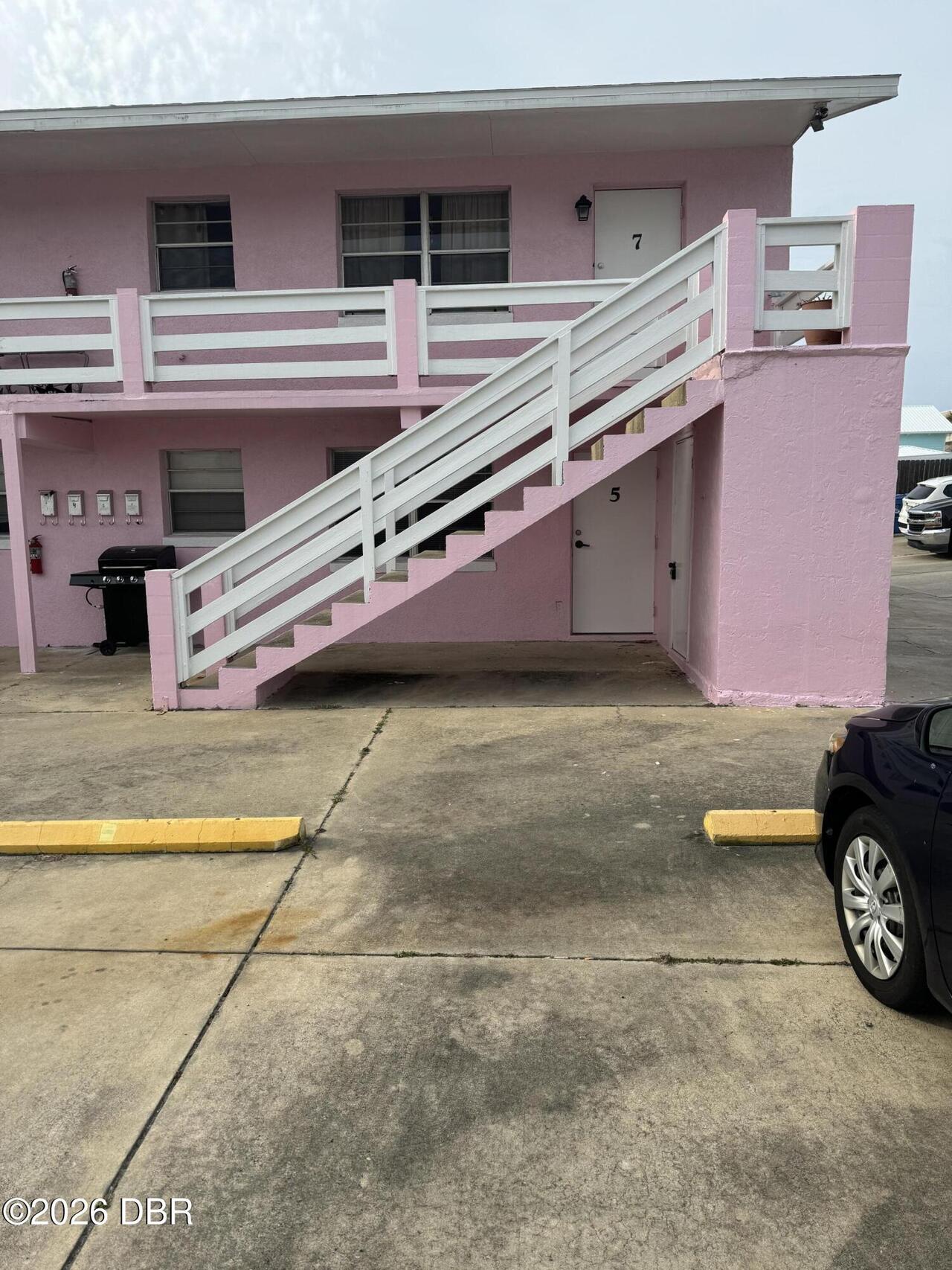 Listing Photo 10