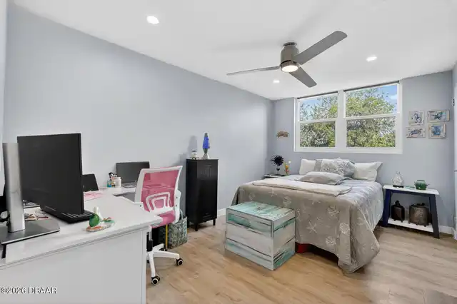 Listing Photo 16
