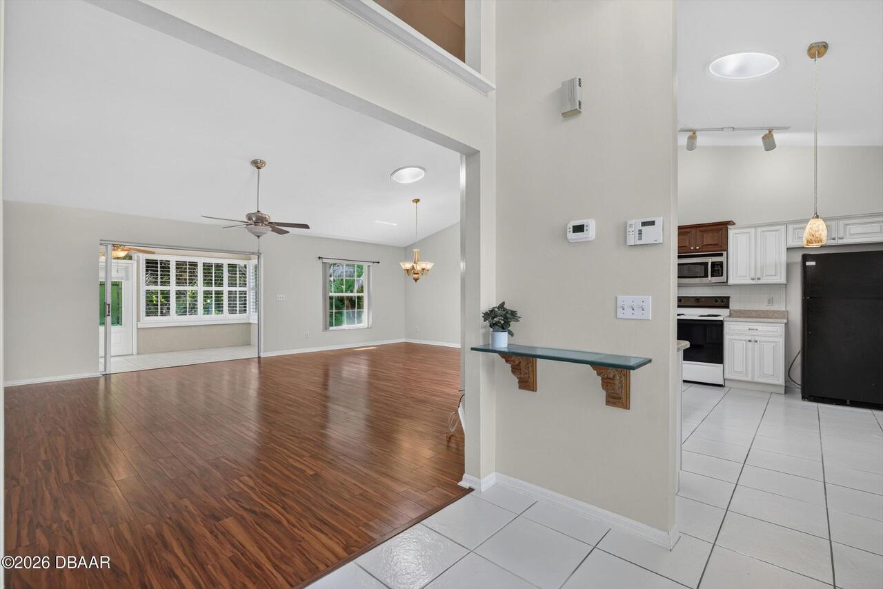 Listing Photo 14