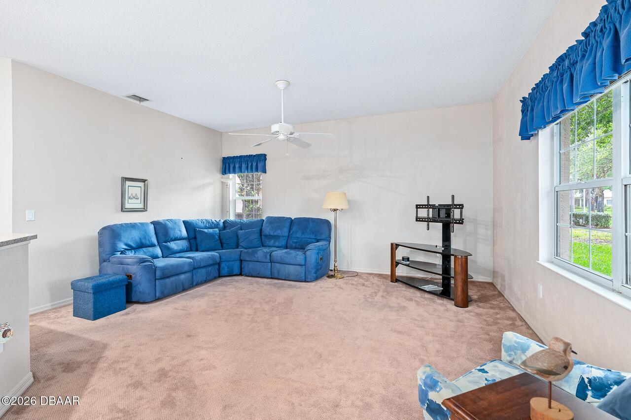 Listing Photo 9