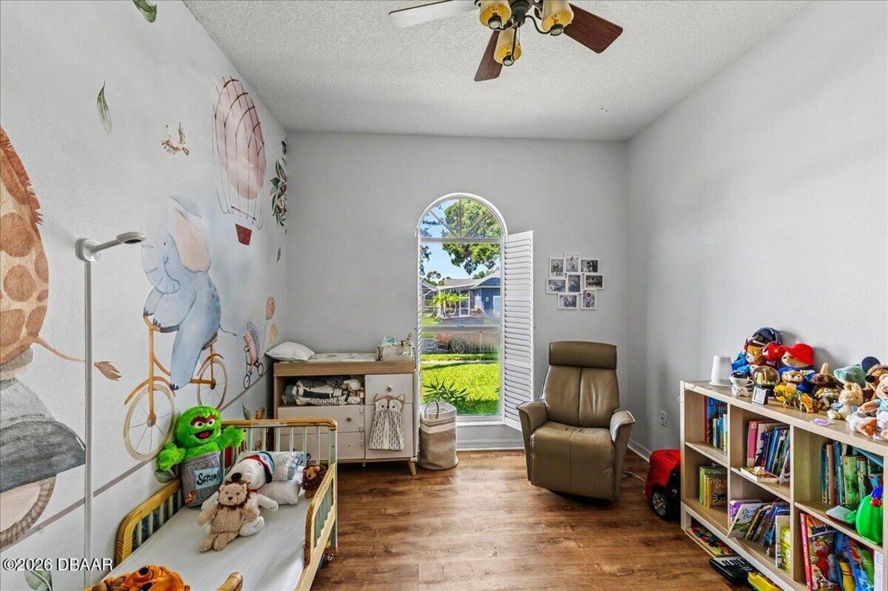 Listing Photo 14