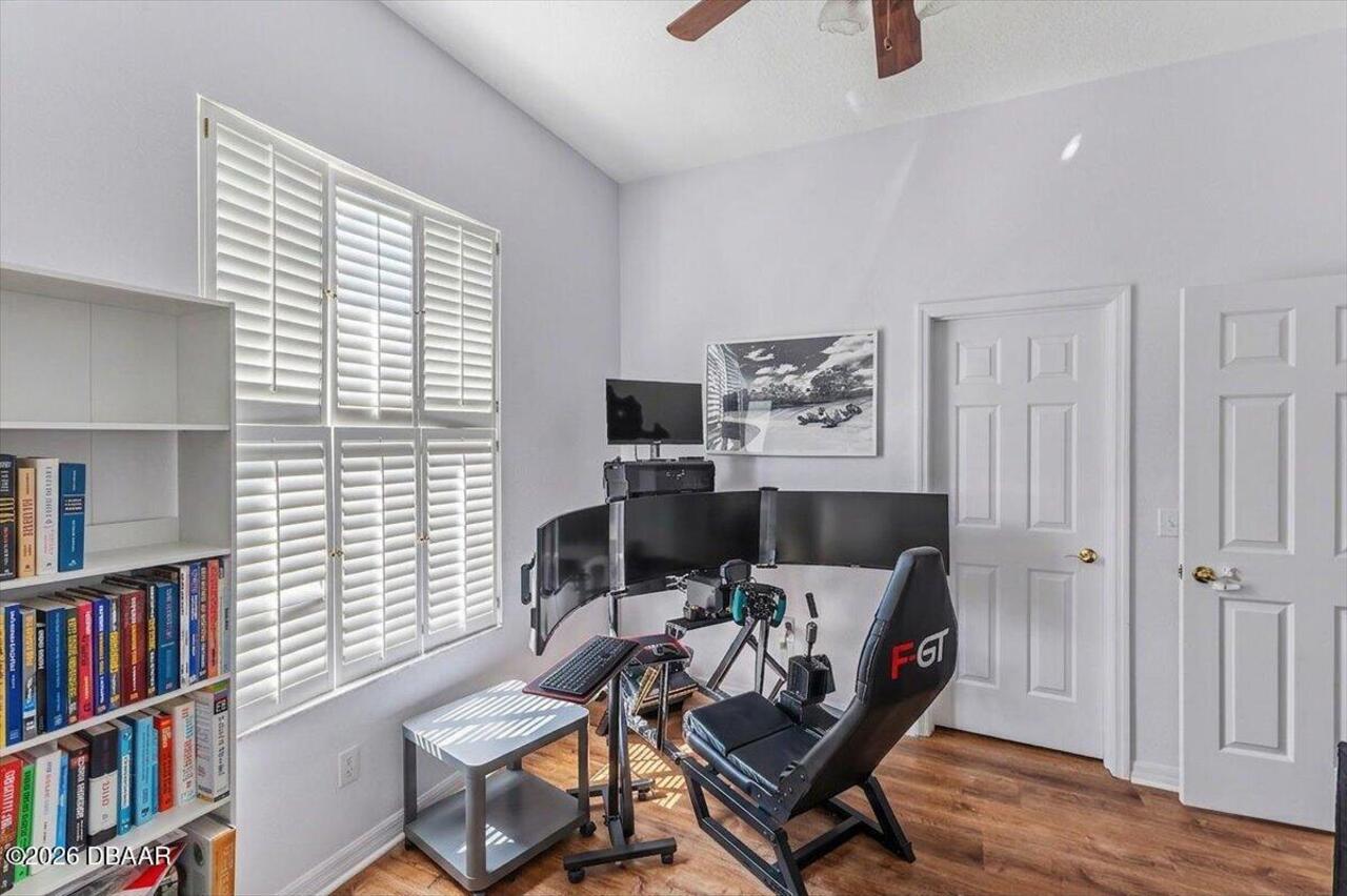 Listing Photo 15