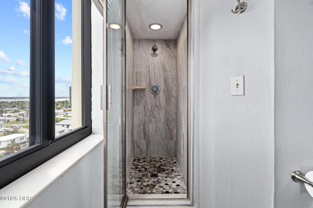 Listing Photo 37