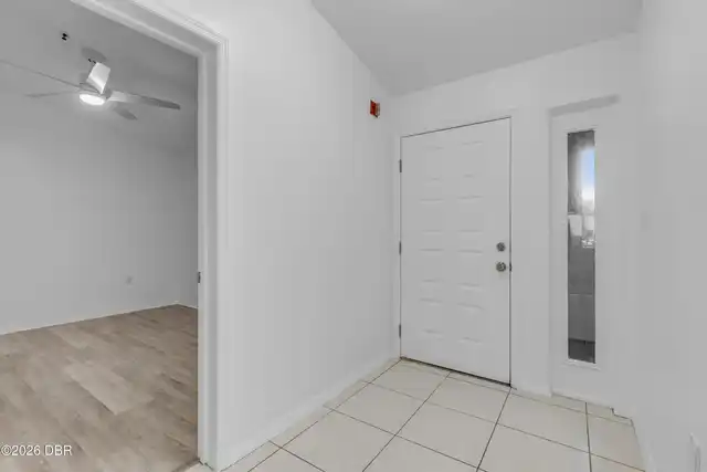 Listing Photo 10