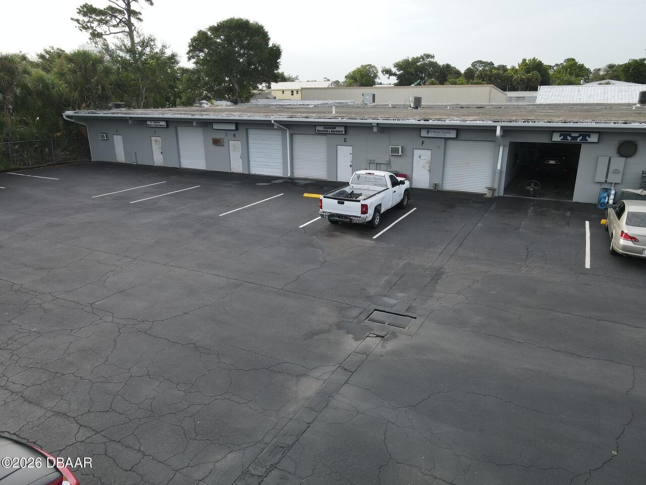 Listing Photo 8