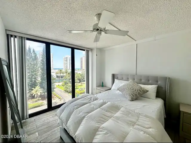 Listing Photo 29