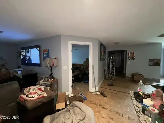 Listing Photo 14