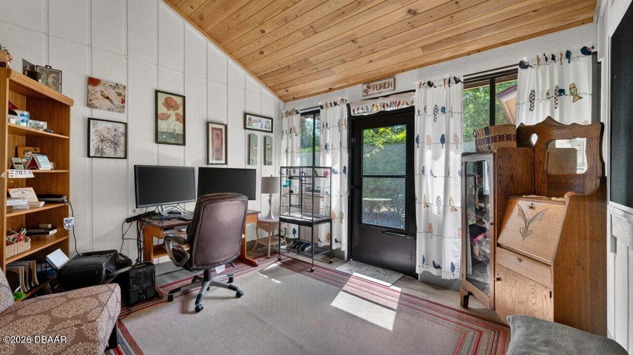 Listing Photo 16