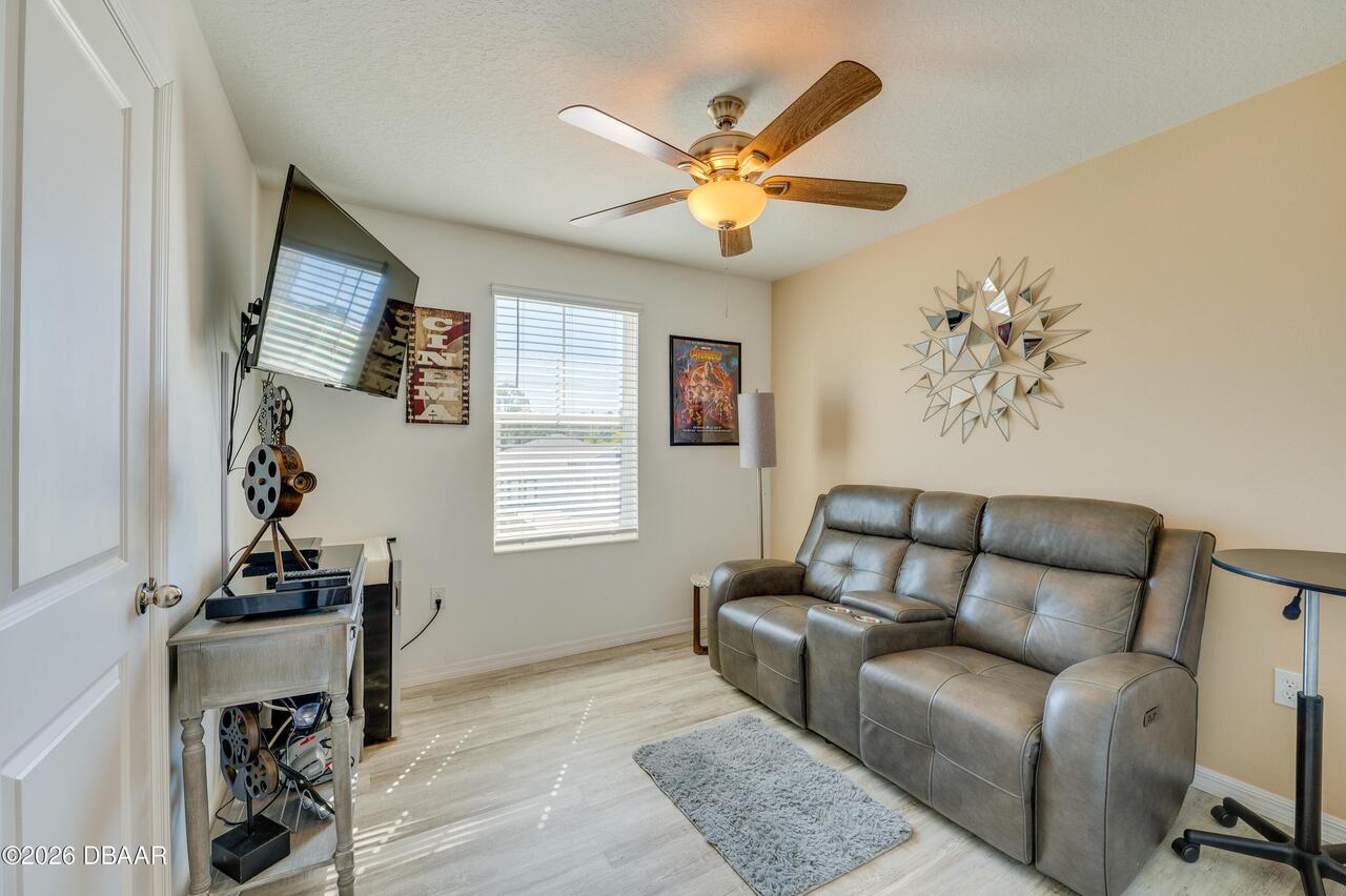 Listing Photo 33